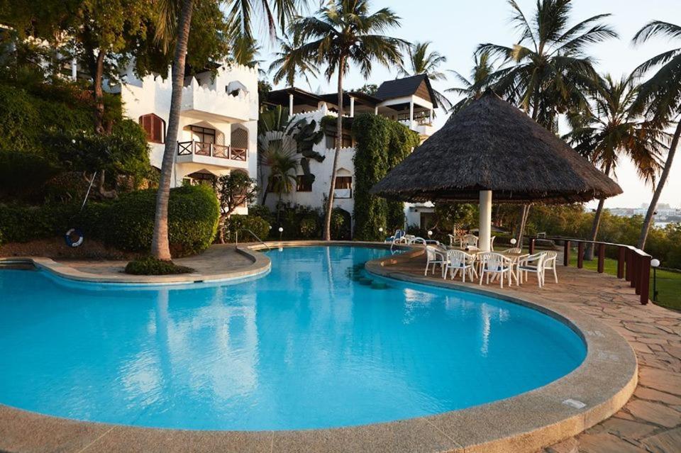 Tamarind Village Hotel Apartments Mombasa Kültér fotó